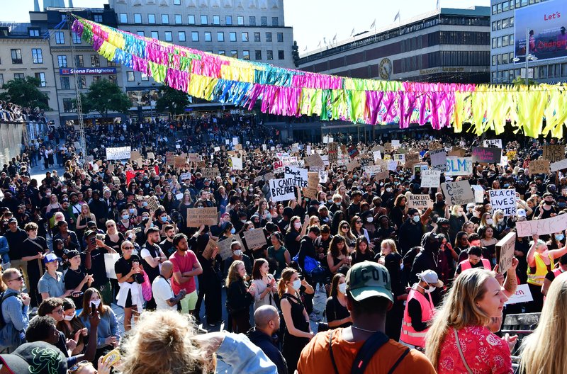 Demonstrationen på Sergels torg Demonstrationen på Sergels torg